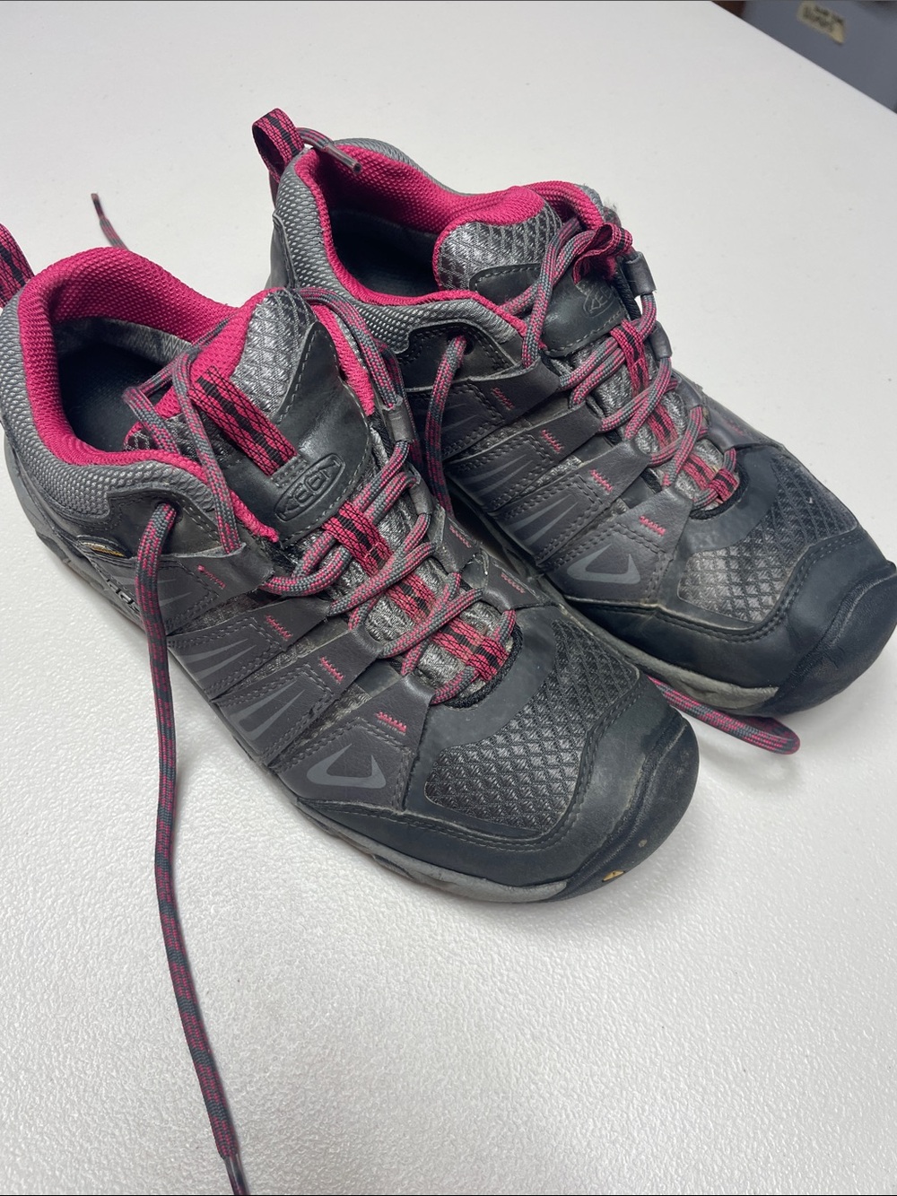 Keen Women’s Athletic Shoes in Gray with Pink Trim